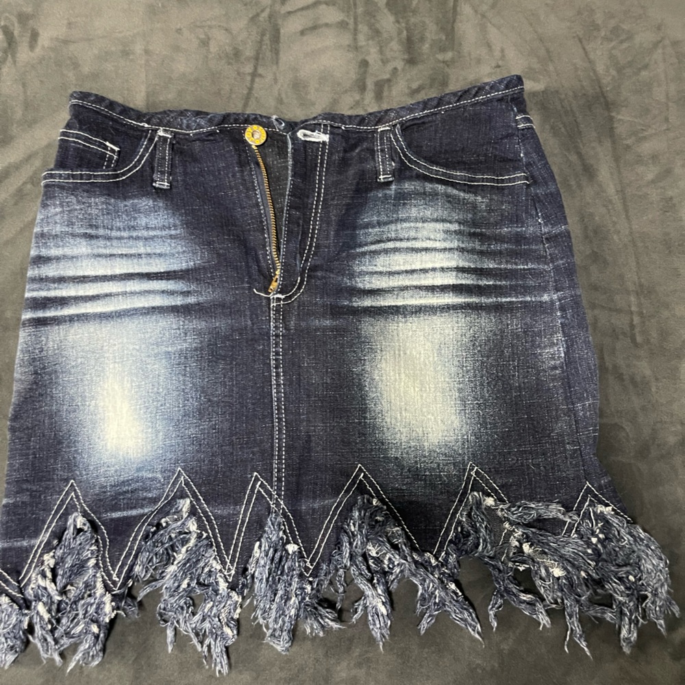 Super cute mini skirt size Medium